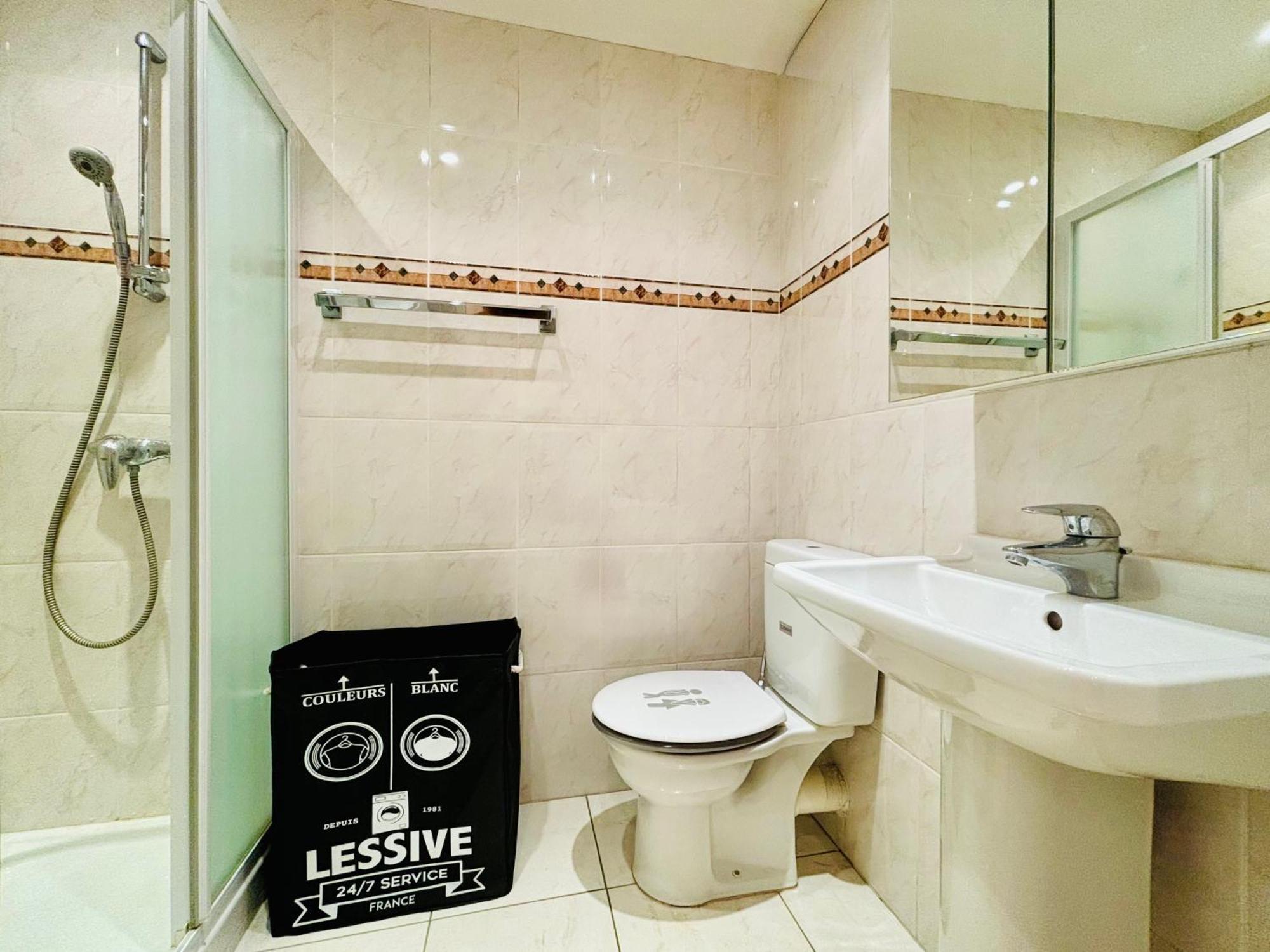 Somptueux 3 Pieces Vue Sur Piscine Villa มองเดอลิเยอลานาปูล ภายนอก รูปภาพ